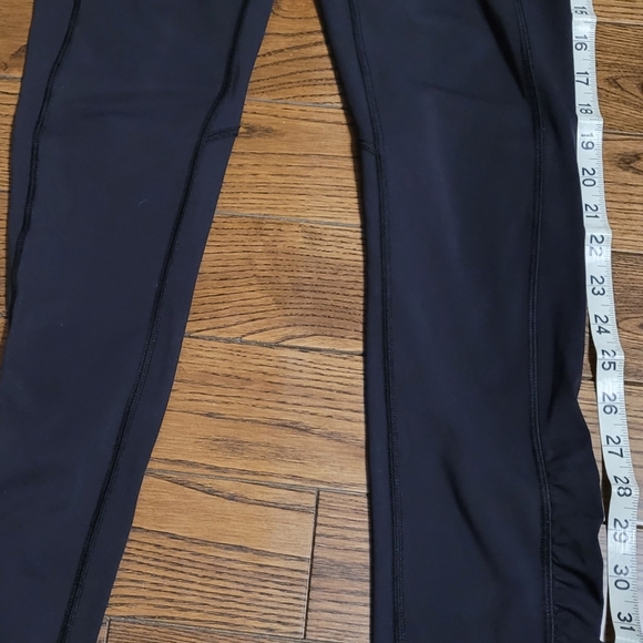 Lululemon Leggings, rouched legs, practically new,worn 2-3 times exc. condition. - Picture 2 of 11